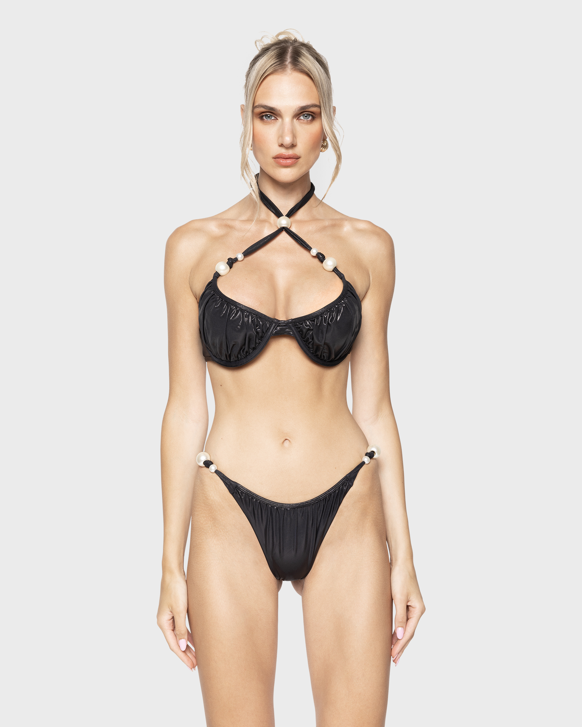 Coralia Top Black